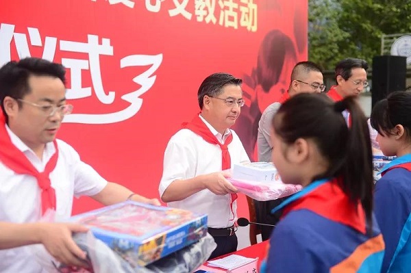 ���U�O���� �R�ߦP�桨�X�X����ؿīC�~��ЪA�ȹέu�ź~���}�i�ҥv�ǲ߱Ш|�[�R�ߤ�Ь���